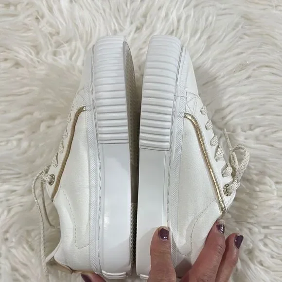 Zara White Sneakers with Gold Trim - Picture 7 of 7